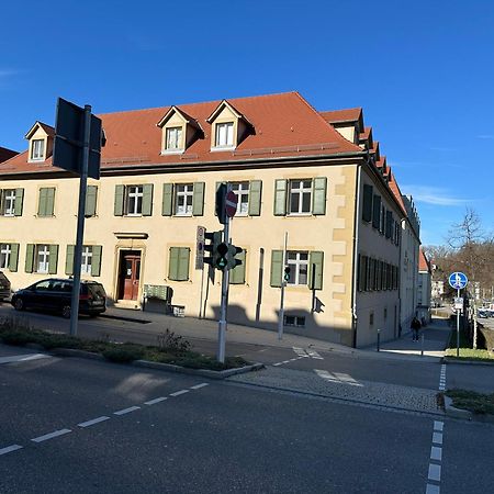 Bella Casa - Business&Family, 100M Zum Konzerteingang Schloss, Parkplatz, Smarttv, Netflix, Waschmaschine, 24H Checkin, 36Qm, Ap 12 Ludwigsburg Exteriér fotografie