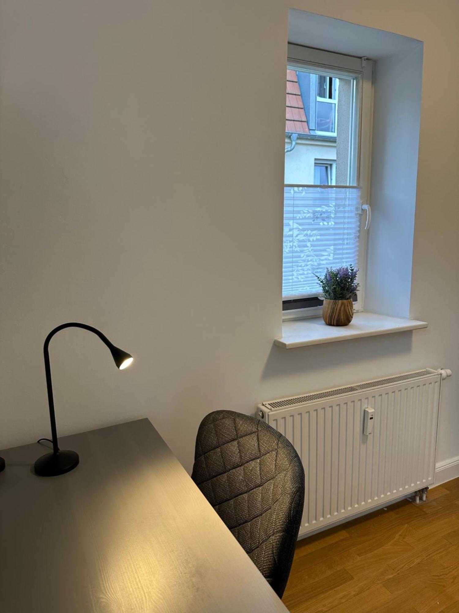 Bella Casa - Business&Family, 100M Zum Konzerteingang Schloss, Parkplatz, Smarttv, Netflix, Waschmaschine, 24H Checkin, 36Qm, Ap 12 Ludwigsburg Exteriér fotografie