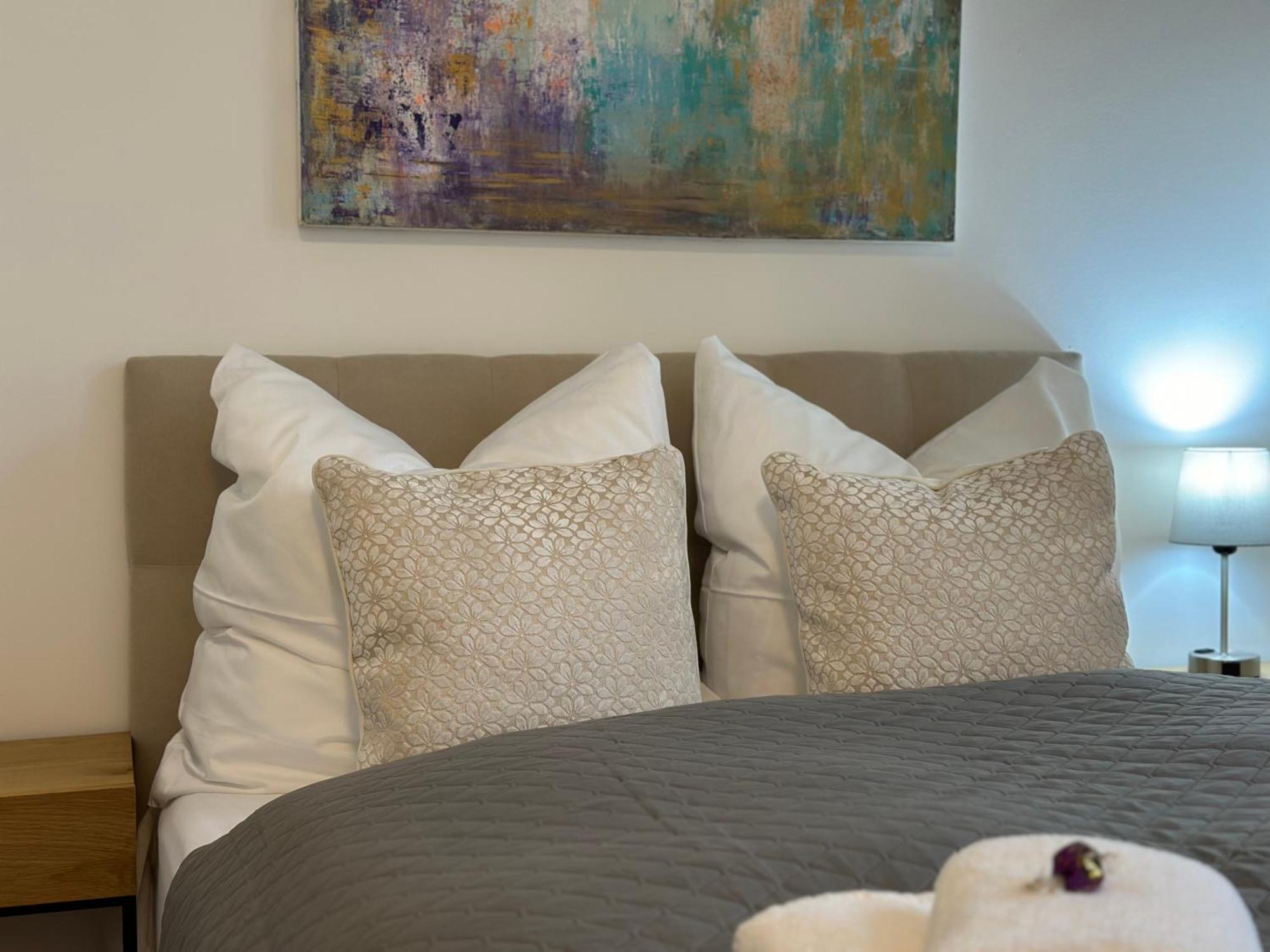 Bella Casa - Business&Family, 100M Zum Konzerteingang Schloss, Parkplatz, Smarttv, Netflix, Waschmaschine, 24H Checkin, 36Qm, Ap 12 Ludwigsburg Exteriér fotografie